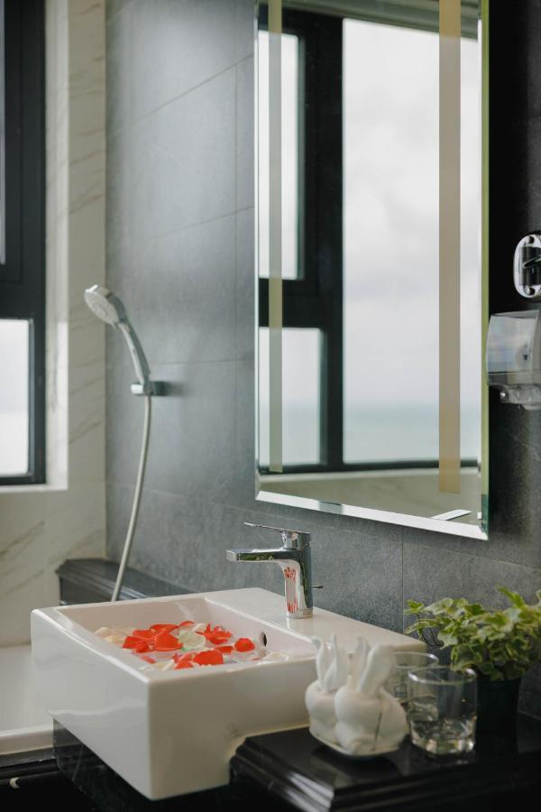 Altara Luxury Residences Quy Nhon Exterior photo